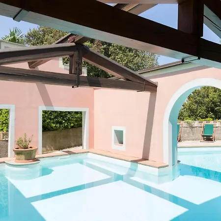 Tatil Evi Castello Di *